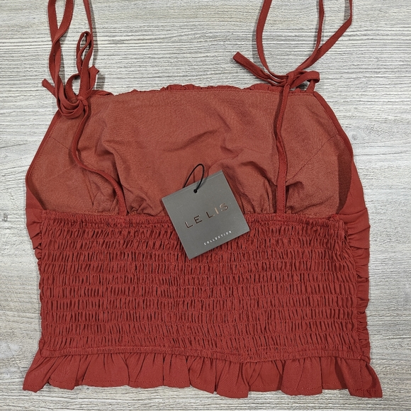 Le Lis Collection Crop Self-Tie Strap Sleeveless Shirt Ruched Medium - Picture 6 of 9